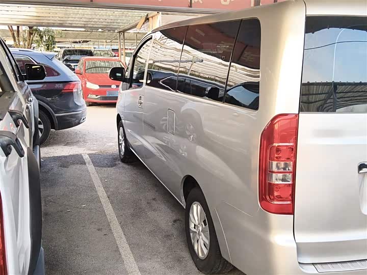 JAC Refine M3 2022 2022款 PLUS 1.5T 7座标准型