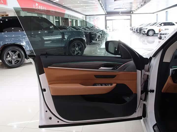 BMW 6 Series GT 2022 2022款 630i 豪华设计套装