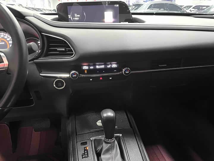 Mazda CX-30 2022 2022款 2.0L 自动耀悦型黑曜版