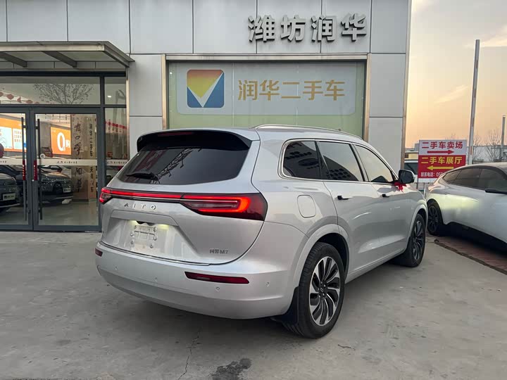 Aito M7 2024 2024款 1.5T 后驱Plus版 5座