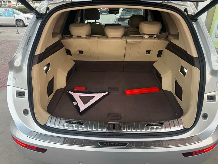 Aito M7 2024 2024款 1.5T 后驱Plus版 5座