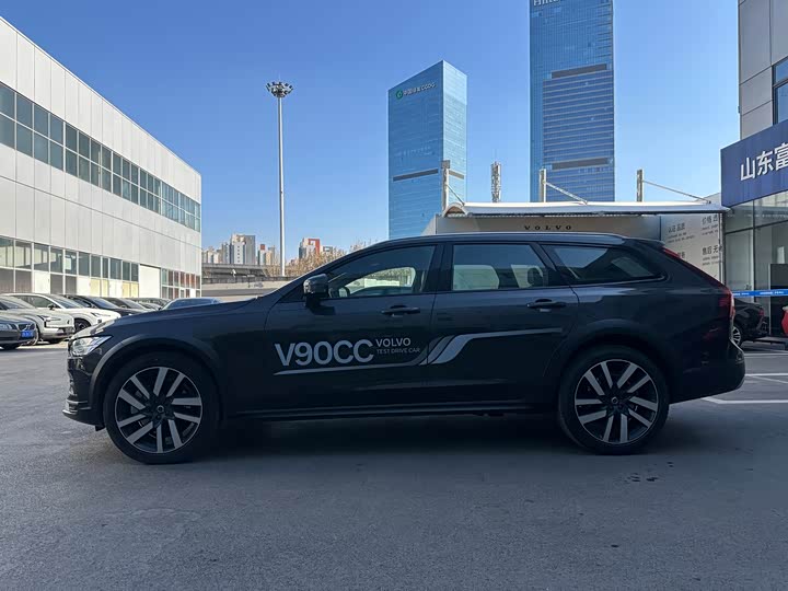 Volvo V90 2024 2024款 Cross Country B5 AWD 智尊版