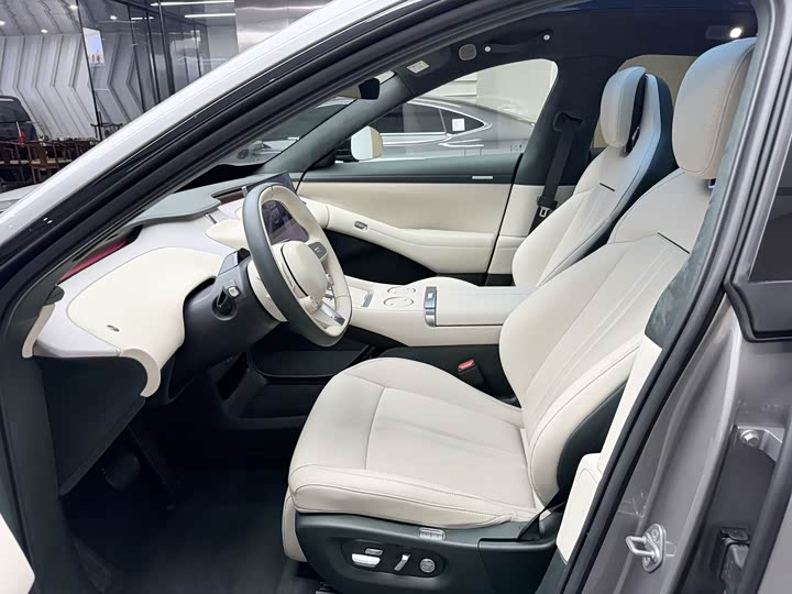 Xiaomi YU7 2025 2025款 超长续航高性能四驱Max版