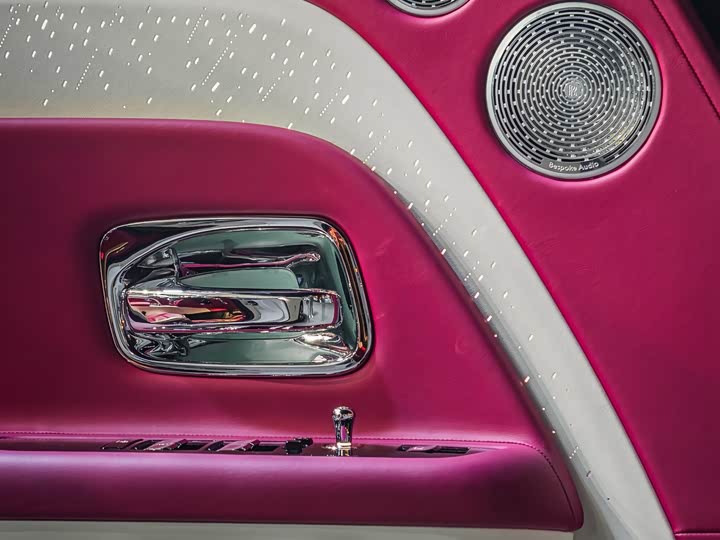 Rolls-Royce Spectre 2024 2024款 标准型