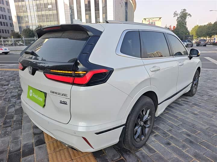 Honda Breeze 2025 2025款 240TURBO 两驱豪华版 5座