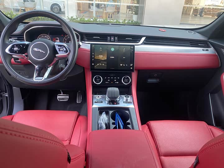 Jaguar F-Pace 2024 2024款 P250 R-Dynamic SE