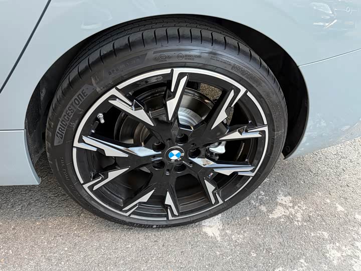 BMW 2 Series 2025 2025款 225L M运动套装