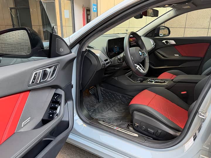 BMW 2 Series 2025 2025款 225L M运动套装