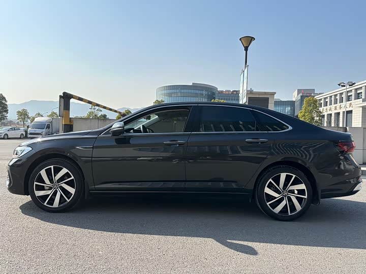 Volkswagen Sagitar L 2025 2025款 200TSI DSG超越版
