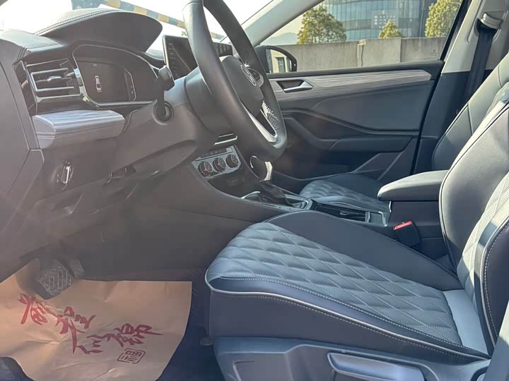 Volkswagen Sagitar L 2025 2025款 200TSI DSG超越版