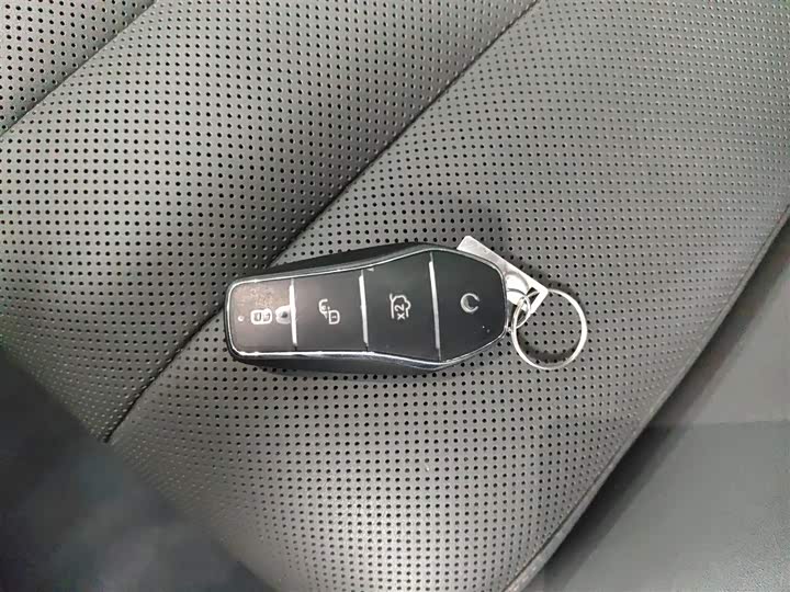 BYD Song Pro Hybrid 2025 2025款 第二代 智驾版 DM-i 115KM卓越型