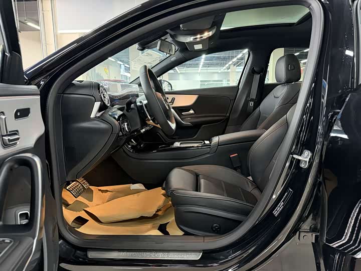 Mercedes-Benz A-Class AMG 2025 2025款 AMG A 35 L 4MATIC