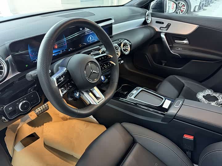 Mercedes-Benz A-Class AMG 2025 2025款 AMG A 35 L 4MATIC