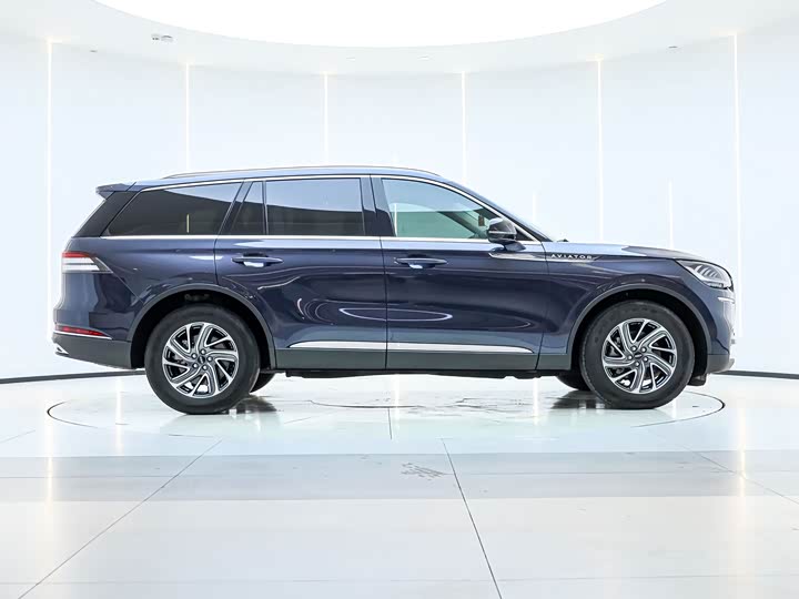 Lincoln Aviator 2023 2023款 3.0T V6 四驱尊享巡航版 六座