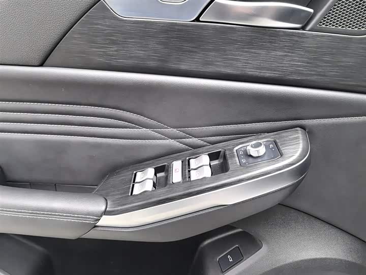 Wey VV5 2021 2021款 1.5T 两驱智先锋