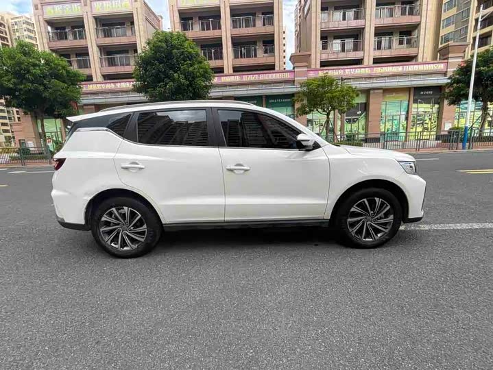 Geely Vision X6 2021 2021款 PRO 1.4T 自动尊贵型