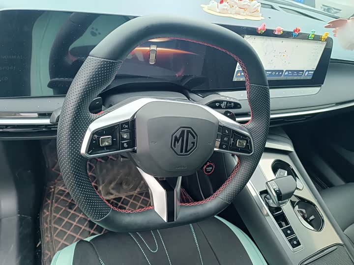 MG Motor 7 2025 2025款 2.0T Trophy+ 超级运动版