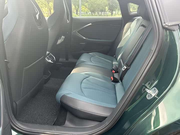 MG Motor 7 2023 2023款 2.0T 自动Trophy+激擎耀世版