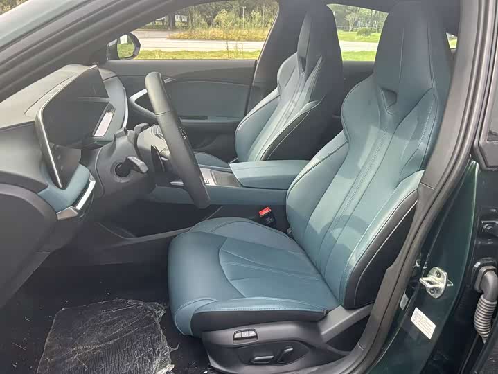 MG Motor 7 2023 2023款 2.0T 自动Trophy+激擎耀世版