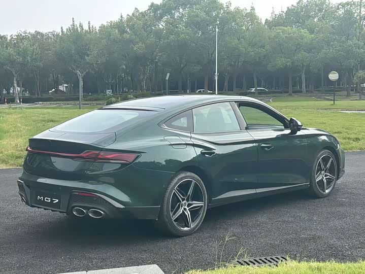 MG Motor 7 2023 2023款 2.0T 自动Trophy+激擎耀世版
