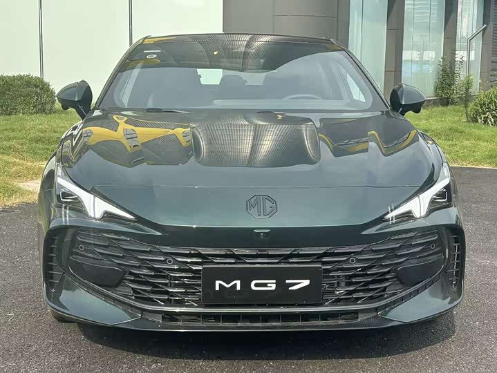 MG Motor 7 2023 2023款 2.0T 自动Trophy+激擎耀世版