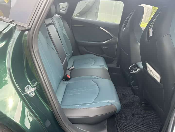 MG Motor 7 2023 2023款 2.0T 自动Trophy+激擎耀世版