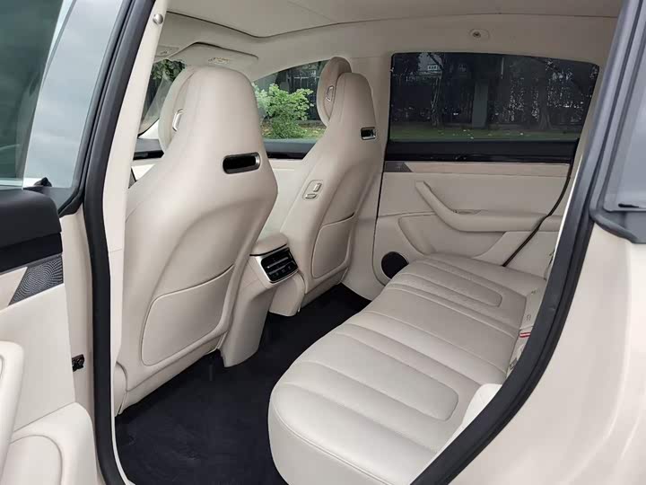 Luxeed R7 2025 2025款 增程 251km Max