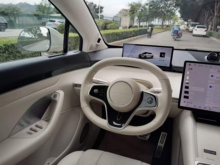 Luxeed R7 2025 2025款 增程 251km Max