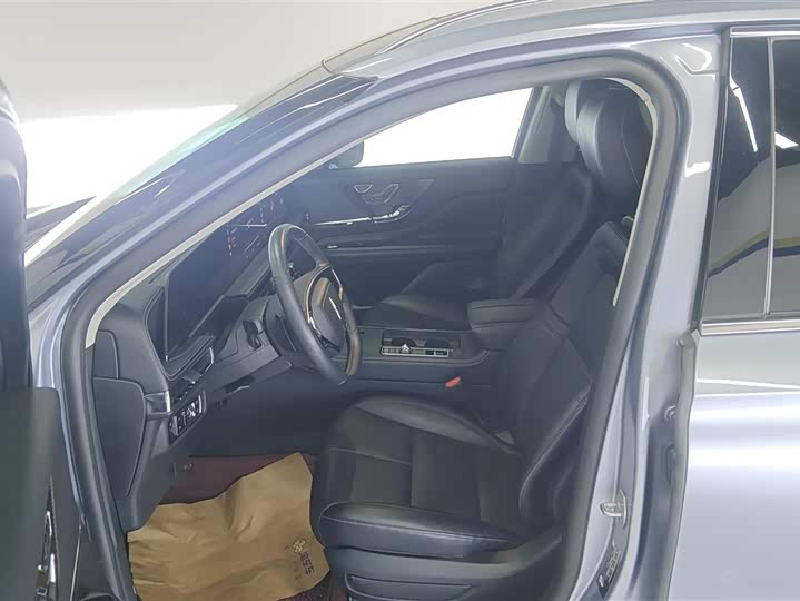 Lincoln Corsair 2024 2024款 2.0T 两驱尊享版