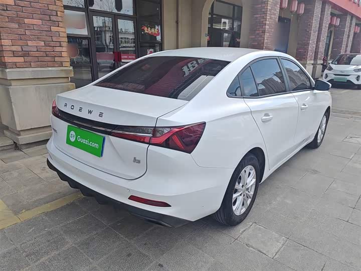 Roewe i5 2023 2023款 1.5L 手动舒享版