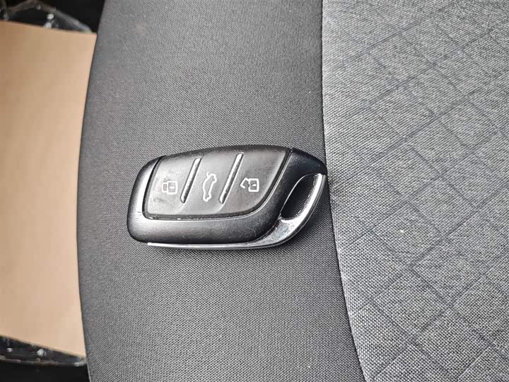 Roewe i5 2023 2023款 1.5L 手动舒享版