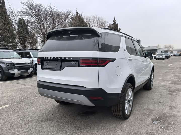 2025 Land Rover Discovery