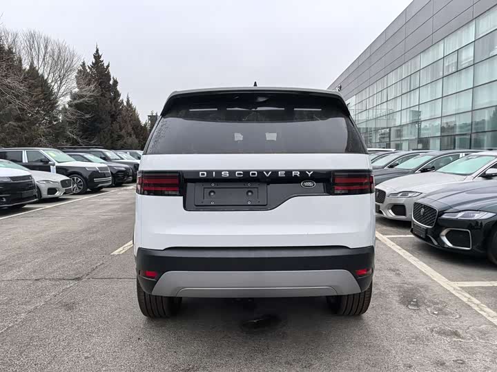 2025 Land Rover Discovery