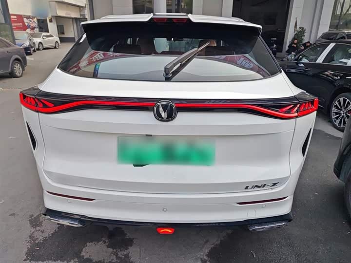 Changan UNI-Z Hybrid 2025 2025款 智慧新蓝鲸 125km 战舰+