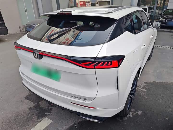Changan UNI-Z Hybrid 2025 2025款 智慧新蓝鲸 125km 战舰+