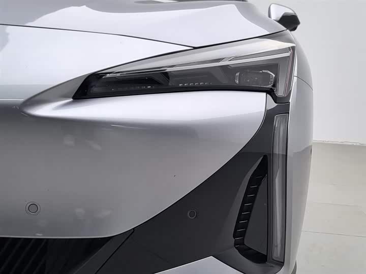 BAIC Arcfox Alpha S5 2024 2024款 560MAX 185kW