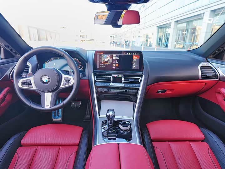 BMW 8 Series 2022 2022款 840i xDrive 四门轿跑车 M运动套装