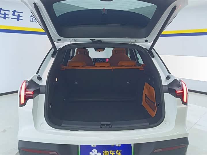 Hozon L 2024 2024款 增程 310 闪充红衣版