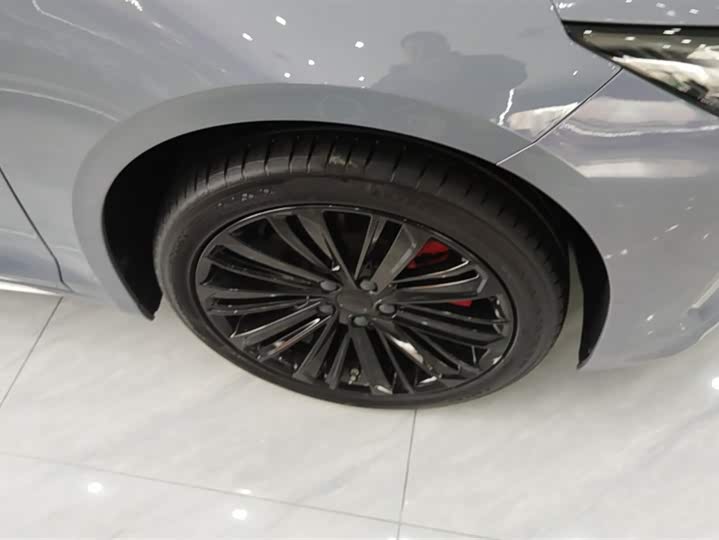 Geely Preface L 2024 2024款 油混 1.5TD 天宫版