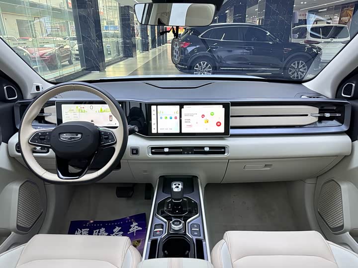 Geely Icon 2023 2023款 1.5TD 巧克力醇臻版