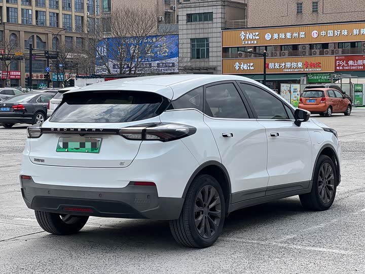 Geely Geometry C 2021 2021款 C400 平方版