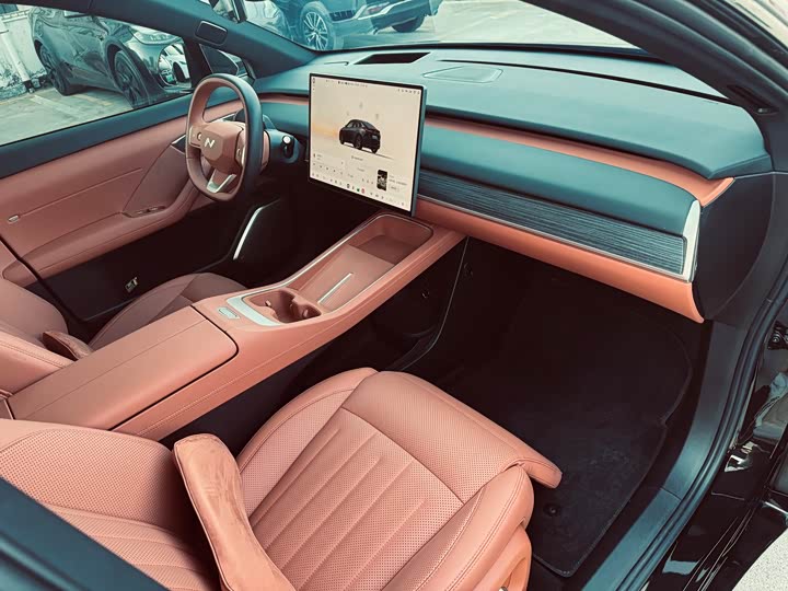 Nio Onvo L60 2025 2025款 60kWh 四驱版