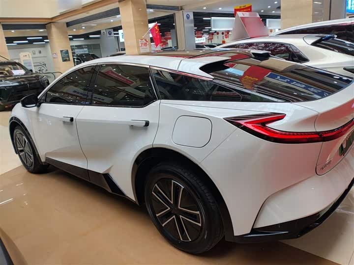 Toyota bZ5 2025 2025款 550 JOY