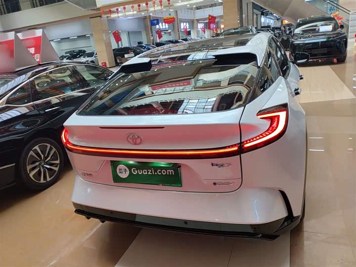 Toyota bZ5 2025 2025款 550 JOY