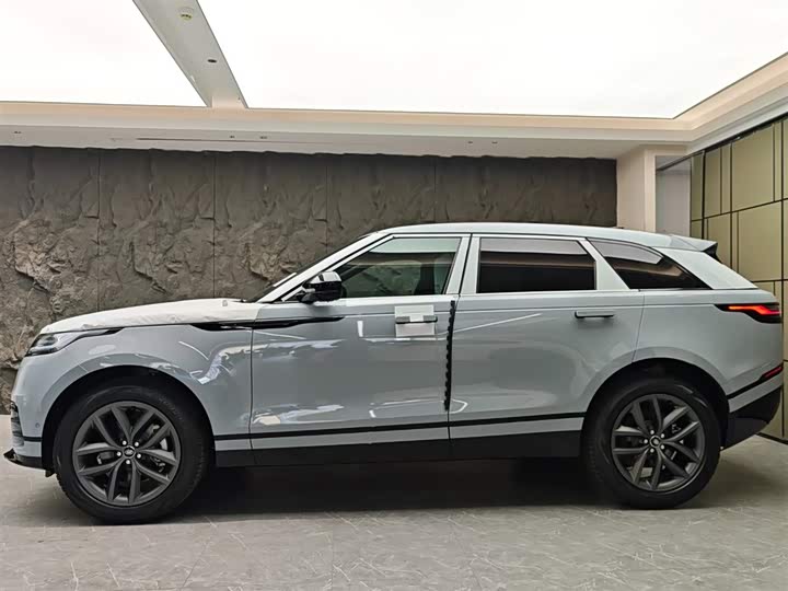 2025 Land Rover Range Rover Velar