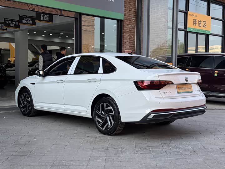 Volkswagen Sagitar L 2025 2025款 300TSI DSG超越版