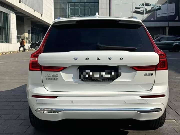 Volvo XC60 2025 2025款 B5 四驱智逸豪华版