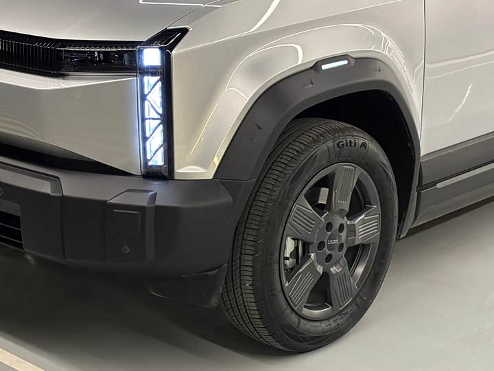 Chery iCar 03 2024 2024款 401km 两驱标准进阶版