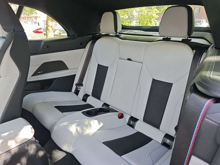 BMW M4 2024 2024款 M4敞篷轿跑车 M xDrive 雷霆版