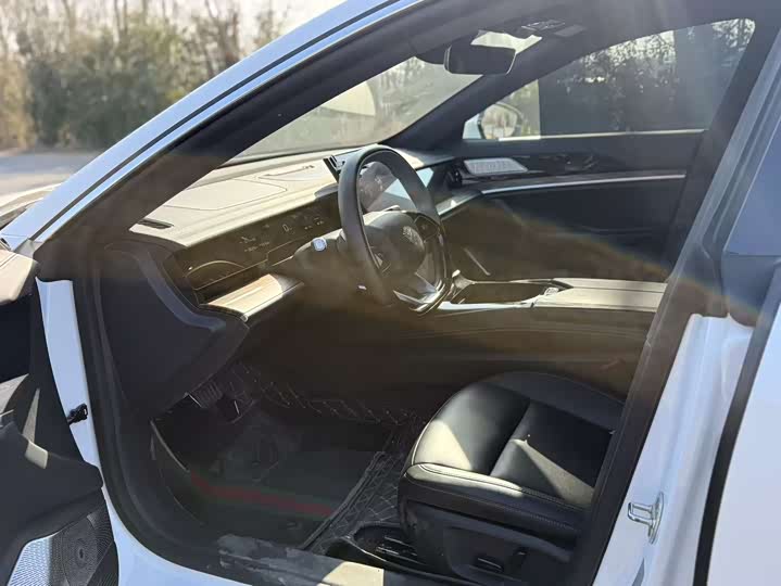 Hozon S 2022 2022款 增程版 1160km 后驱小版